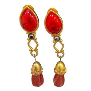 Vintage Leslie Block Red Lucite 3” Long Dangle Clip on Earrings Signed